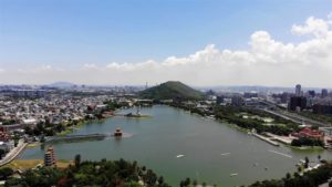 【高雄の観光スポット】龍と虎の塔で有名な蓮池潭(未完成ブログ)【蓮池潭】